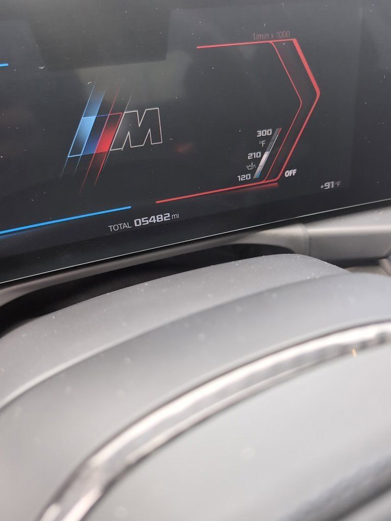 Used 2024 BMW M2 w/ Lighting Package RWD image 2