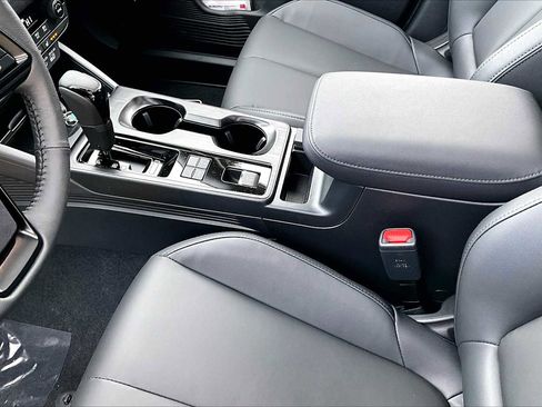 New 2026 Subaru Outback Premium image 7