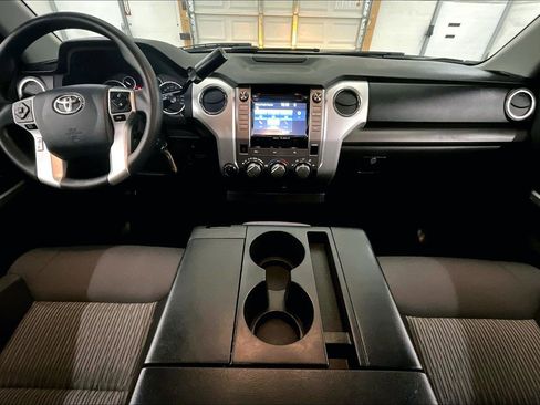 Used 2016 Toyota Tundra SR5 image 15