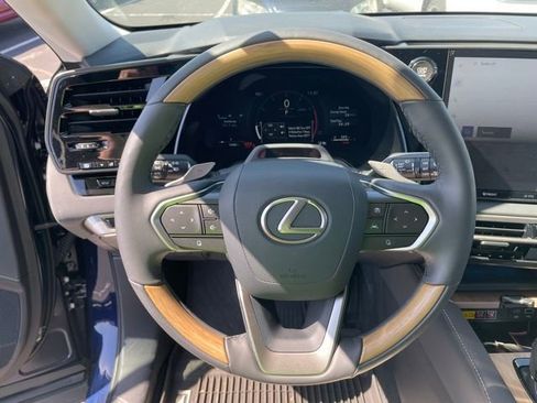 Used 2025 Lexus RX 350 Premium Plus w/ Convenience Package image 10