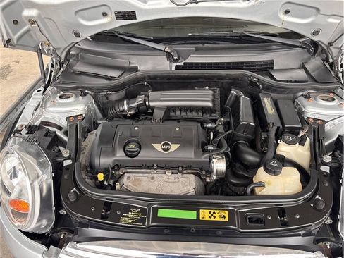 Used 2009 MINI Cooper Clubman Hardtop FWD image 16