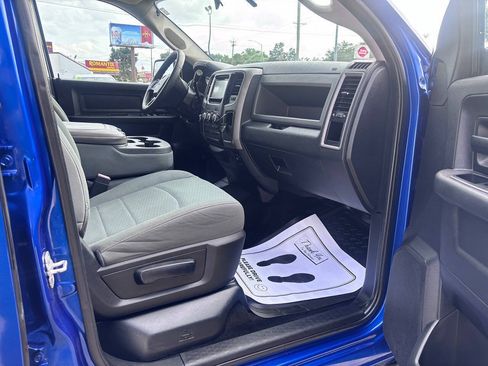 Used 2014 RAM 1500 Express AWD/4WD image 26