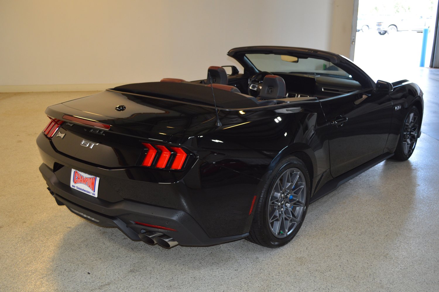 Used 2024 Ford Mustang GT Premium w/ GT Performance Package RWD image 3