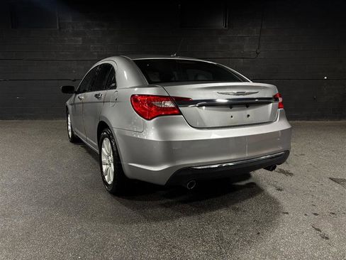 Used 2014 Chrysler 200 Limited w/ Sun/Sound Group image 3