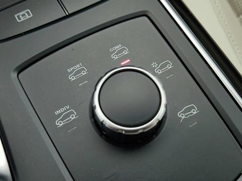 Used 2019 Mercedes-Benz GLS 450 4MATIC image 20