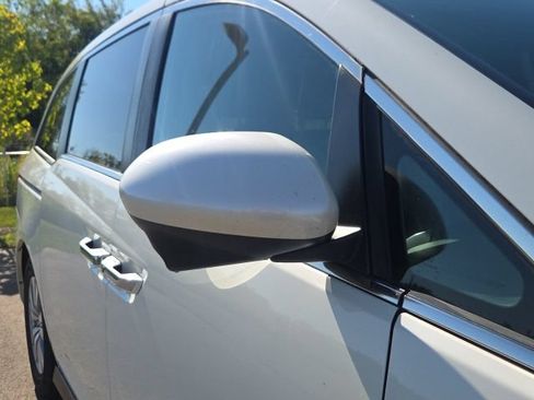 Used 2016 Honda Odyssey SE image 5