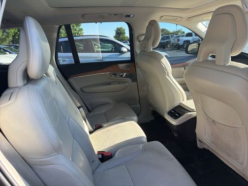 Used 2018 Volvo XC90 T6 Inscription w/ Convenience Package AWD/4WD image 4