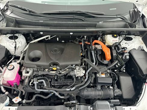 Certified 2025 Toyota RAV4 XLE w/ Convenience Package AWD/4WD image 10