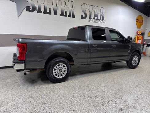 Used 2019 Ford F250 XL w/ STX Appearance Package image 45