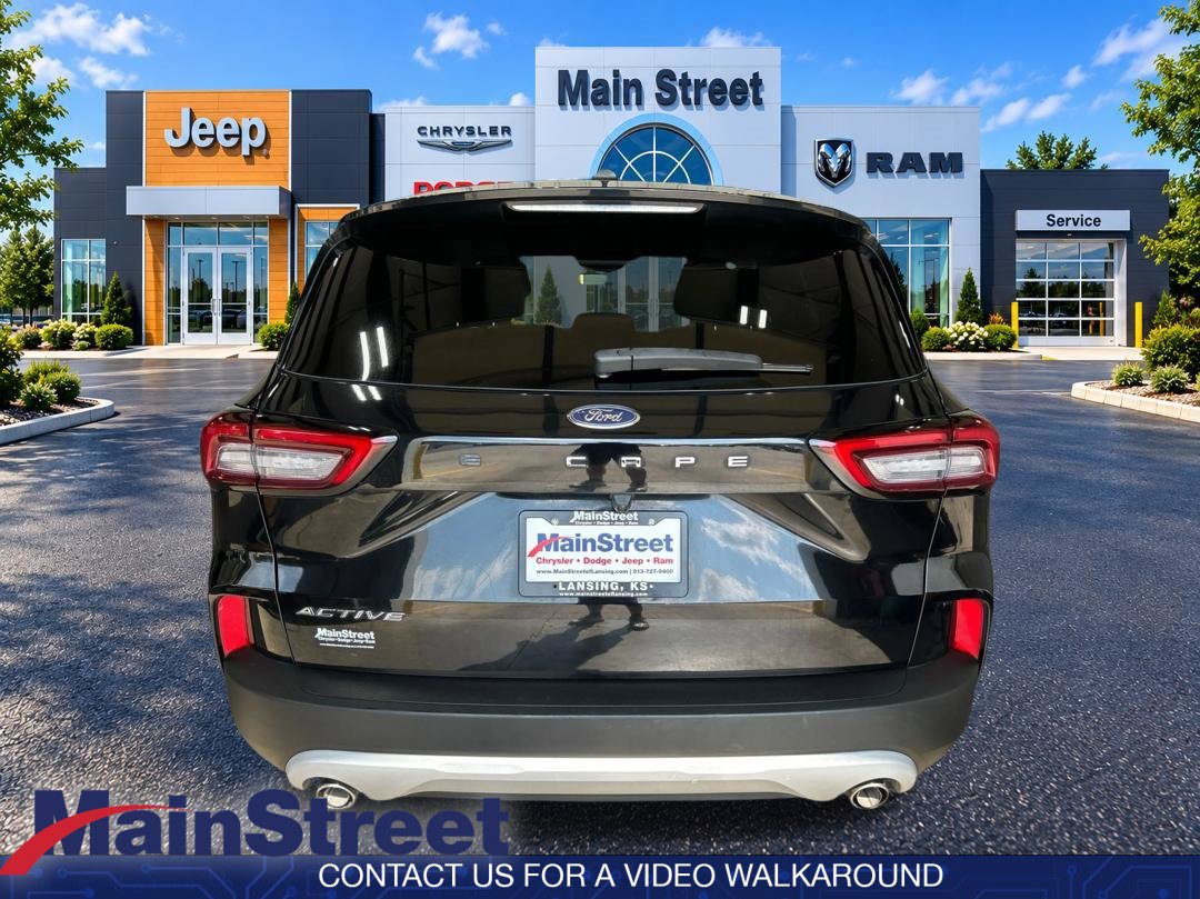 Used 2023 Ford Escape Active FWD image 4