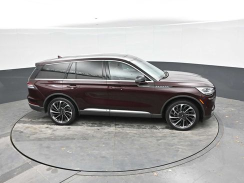 Used 2020 Lincoln Aviator Reserve w/ Equipment Group 202A AWD/4WD image 34