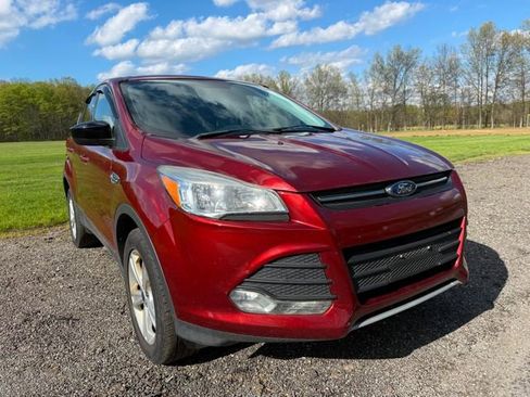 Used 2016 Ford Escape SE w/ SE Cold Weather Package AWD/4WD image 6