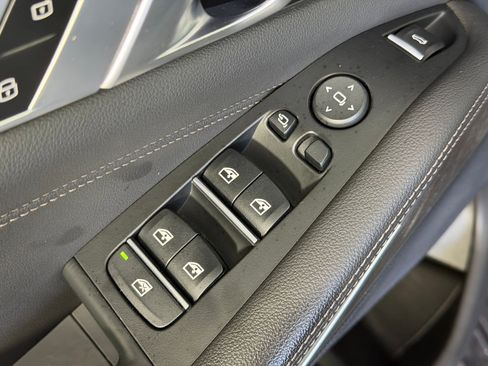 Used 2022 BMW X5 sDrive40i w/ M Sport Package image 25