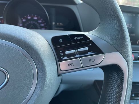 Used 2022 Hyundai Elantra SEL w/ Cargo Package image 14