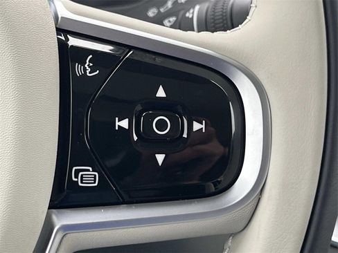 Certified 2026 Volvo XC90 B6 Ultra AWD/4WD image 28