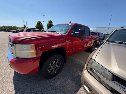Used 2008 Chevrolet Silverado 1500 LT w/ Power Pack Plus AWD/4WD image 5