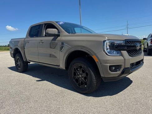 New 2026 Ford Ranger Lariat w/ Black Appearance Package AWD/4WD image 8