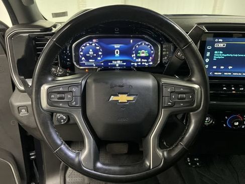 Certified 2024 Chevrolet Silverado 1500 LT AWD/4WD image 11