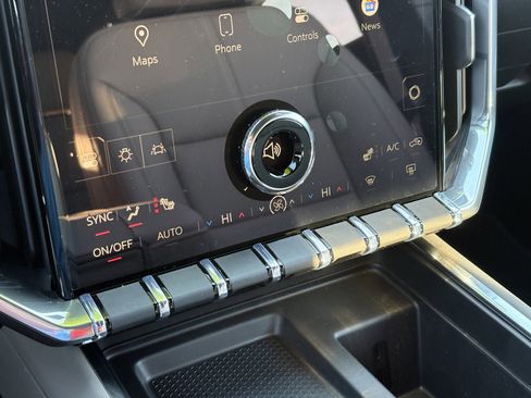 New 2026 GMC Acadia Elevation image 33