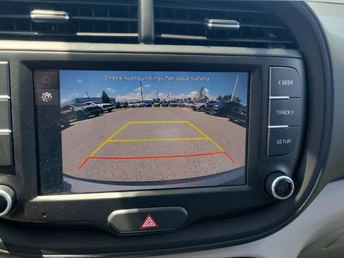 Used 2023 Kia Soul LX FWD image 16