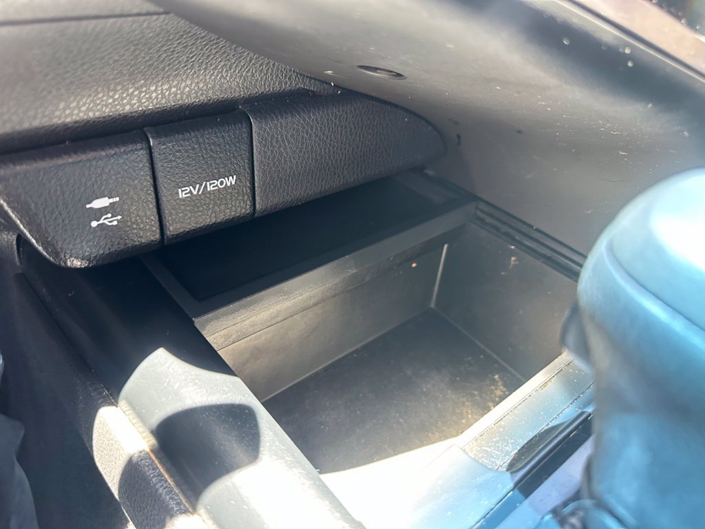 Used 2018 Toyota Camry LE FWD image 18