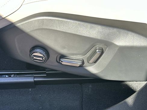 New 2026 Volvo XC60 B5 Plus w/ Climate Package image 14