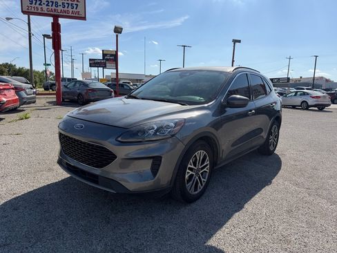 Used 2021 Ford Escape SEL w/ Technology Package FWD image 8