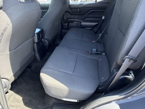 Certified 2025 Toyota 4Runner SR5 AWD/4WD image 23
