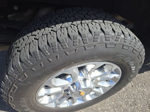 Used 2024 Chevrolet Silverado 3500 LTZ AWD/4WD image 6