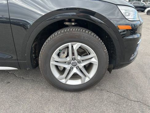 Used 2018 Audi Q5 2.0T Premium image 11