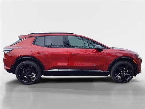 Used 2024 Chevrolet Equinox EV RS image 6