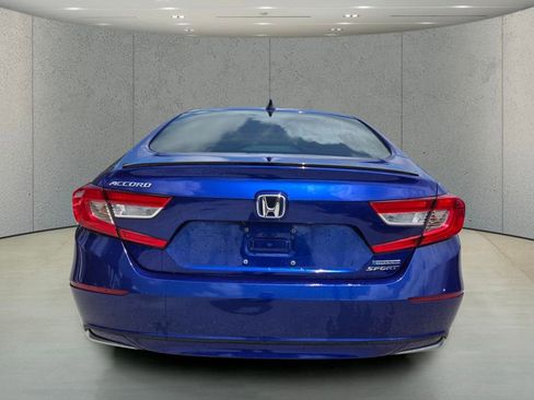 Used 2022 Honda Accord Sport image 4