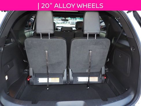 Used 2014 Ford Explorer XLT w/ Equipment Group 202A image 14