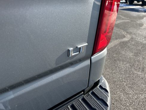 Used 2025 Chevrolet Silverado 1500 LT Trail Boss w/ Convenience Package II image 12