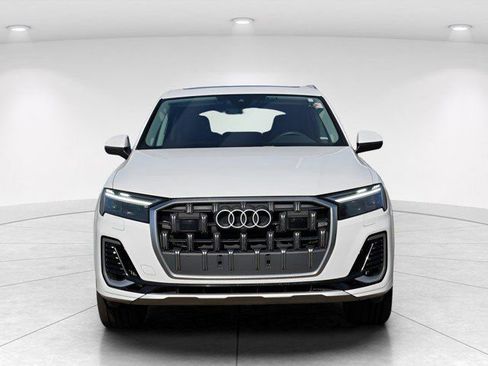 Used 2025 Audi Q7 3.0T Premium Plus AWD/4WD image 2