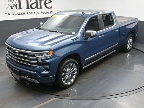 Used 2024 Chevrolet Silverado 1500 High Country w/ High Country Premium Package AWD/4WD image 43