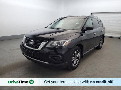 Used 2018 Nissan Pathfinder S image 1