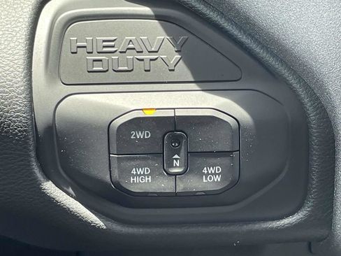 New 2026 RAM 2500 Tradesman w/ Chrome Appearance Group AWD/4WD image 33
