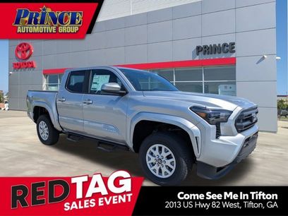 New 2025 Toyota Tacoma SR5