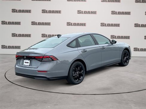 New 2025 Honda Accord SE image 5