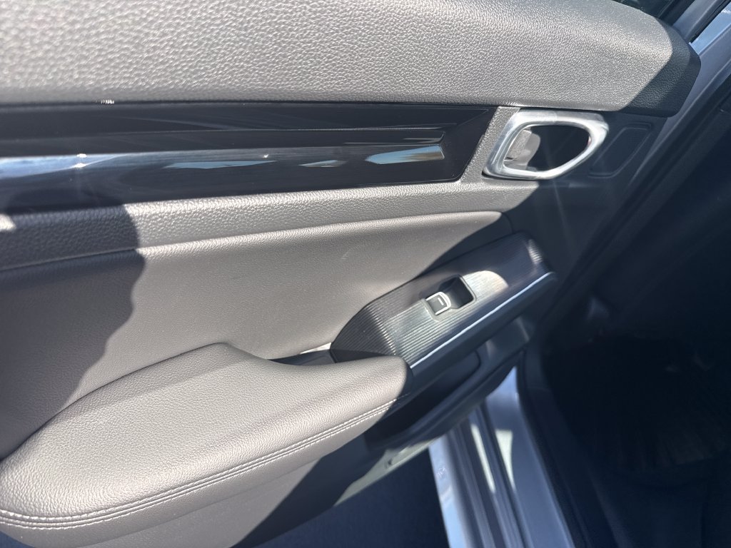 Used 2024 Honda Civic Touring image 17