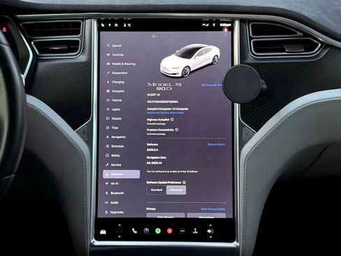 Used 2016 Tesla Model S 90D AWD/4WD image 17