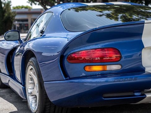 Used 1996 Dodge Viper GTS image 73