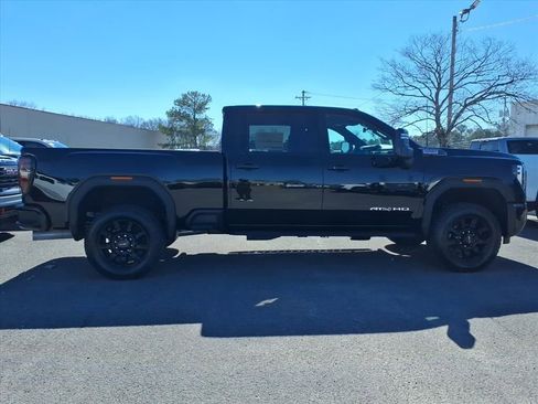 New 2026 GMC Sierra 2500 AT4 w/ AT4 Premium Plus Package image 8