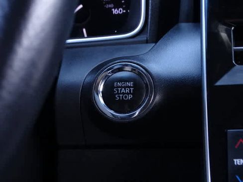 Certified 2019 Toyota Avalon XLE image 29