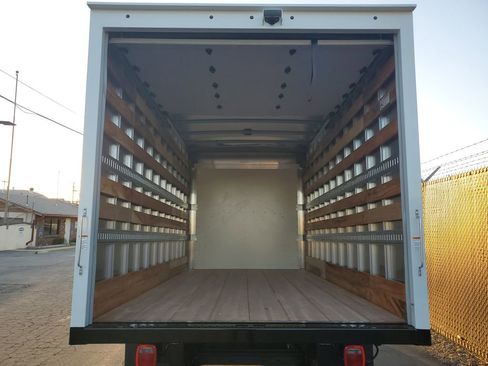 New 2025 Chevrolet Express 3500 w/ Power Convenience Package image 6