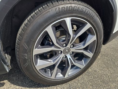 Used 2023 Acura MDX SH-AWD w/ Technology Package image 21