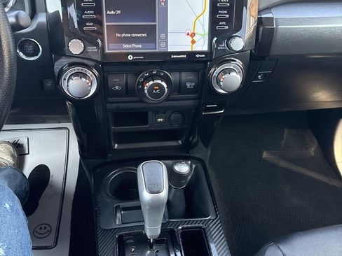 Used 2024 Toyota 4Runner TRD Off-Road Premium image 32