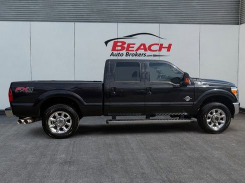 Used 2015 Ford F250 Lariat w/ Lariat Ultimate Package AWD/4WD image 9