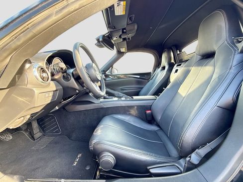 Used 2022 MAZDA MX-5 Miata Grand Touring w/ Weather Package image 22